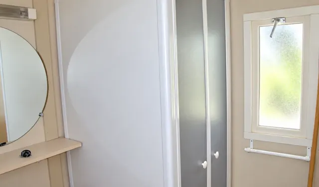 Das Badezimmer und seine Dusche