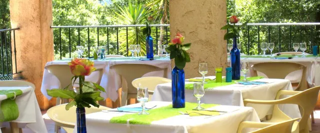 Restaurantterrasse auf Camping Les Philippons
