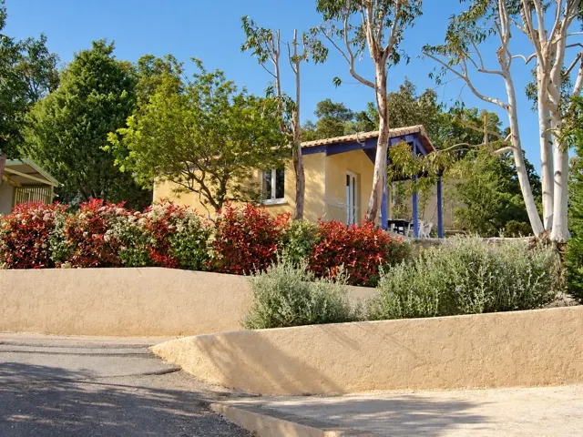 Klimatisierte Mini-Villa Bastidon auf Camping Les Philippons