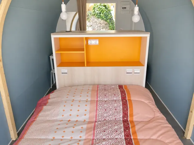 Das Schlafzimmer mit Doppelbett